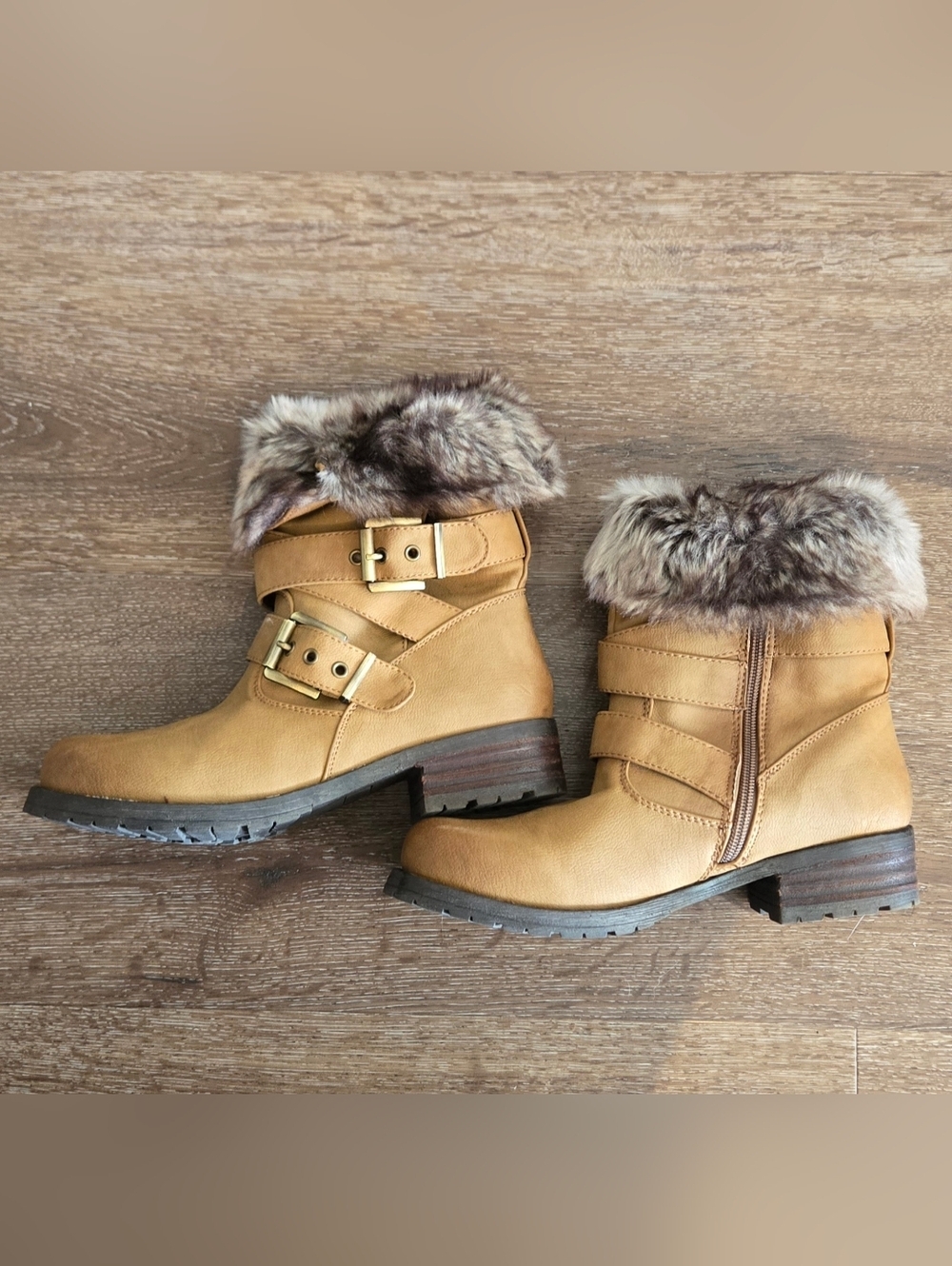 Stylish Camel Moto Ankle Boots with Faux Fur Trim & Buckle Detail-Size 7.5